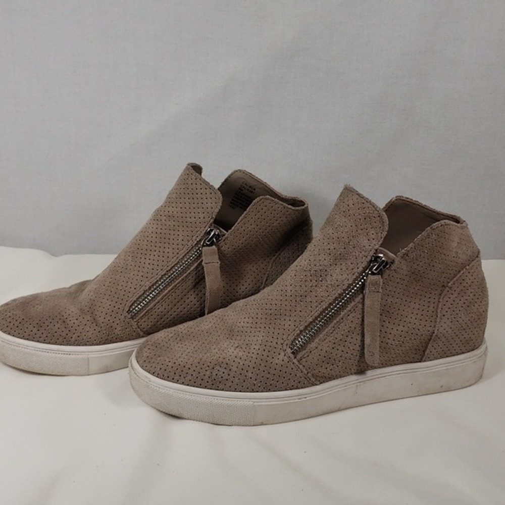 Steve Madden Caliber Taupe Suede High Top Sneakers
